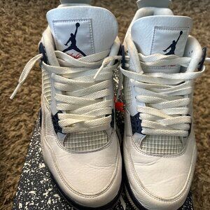 USED Jordan 4 Retro Midnight Navy
